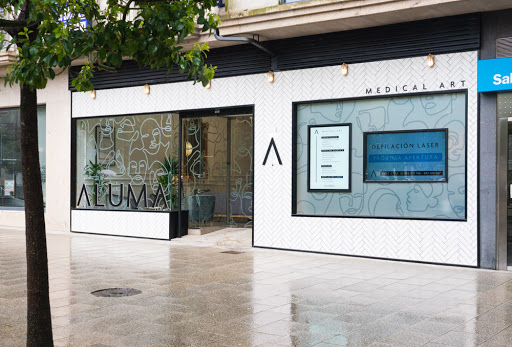 Aluma Medical Art Clínica Dental,  Cirugía y Medicina Estética y Capilar en Vilagarcía de Arousa, Pontevedra