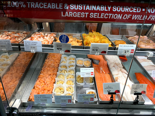 Grocery Store «Earth Fare», reviews and photos, 721 Gov Morrison St #110, Charlotte, NC 28211, USA