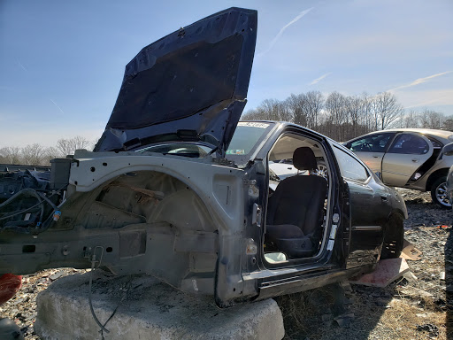 Salvage Yard «EZ Pull & Save Auto Parts», reviews and photos, 2401 Summer Valley Rd, New Ringgold, PA 17960, USA