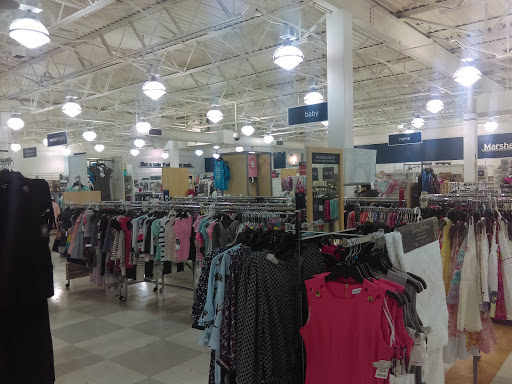 Shopping Mall «Southern Plaza Shopping Center», reviews and photos, 4200 S East St, Indianapolis, IN 46227, USA