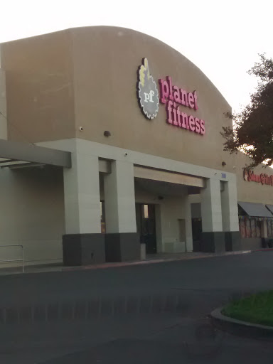 Shopping Mall «Country Club Plaza», reviews and photos, 2310 Watt Ave, Sacramento, CA 95825, USA