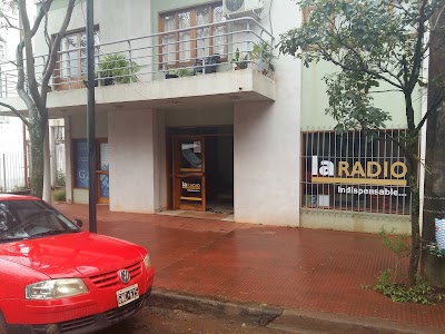 Photos of La Radio, Indispensable - (LRH 713, 89.9 MHz.)