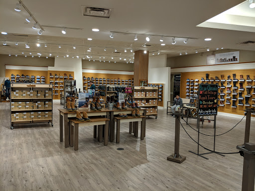 Clothing Store «L.L. Bean», reviews and photos, 8095 Tysons Corner Center, McLean, VA 22102, USA