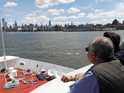 Sightseeing Tour Agency «City Sightseeing New York», reviews and photos, 455 12th Ave, New York, NY 10018, USA