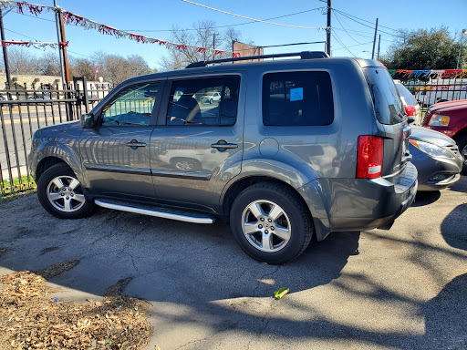 Used Car Dealer «CJAUTOSALES LLC», reviews and photos, 1301 S General McMullen, San Antonio, TX 78237, USA
