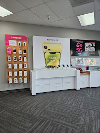 T-Mobile Authorized Retailer - Photo 8 - Car repair in Redding, CA, Redding