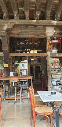 Atmosphère du Café Les Raisins De Pyrene à Mirepoix - n°1