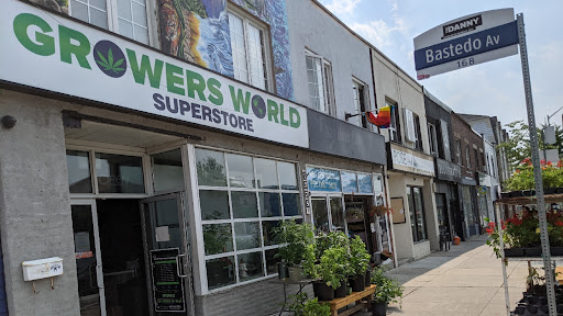 Growers World Toronto Superstore