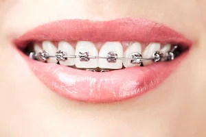 Summer Smile Dental image