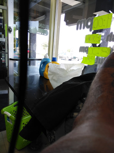 Laundromat «Laundry Day», reviews and photos, 218 W Kettleman Ln, Lodi, CA 95240, USA