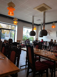 Atmosphère du Restaurant vietnamien Long Hai à Le Bouscat - n°3