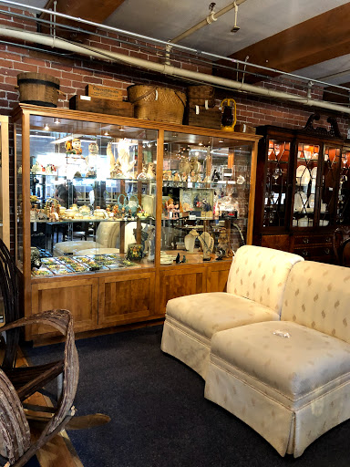 Consignment Shop «Consignment Gallery at 56», reviews and photos, 56 Sterling St, Clinton, MA 01510, USA