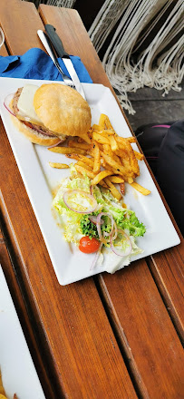 Sandwich au poulet du Restaurant ECOLE WINDSURF Le Wesh Center Crew à Leucate - n°4