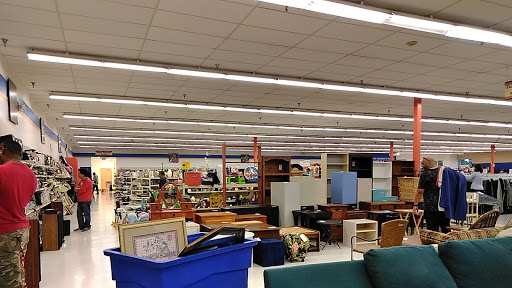 Thrift Store «Goodwill of North Georgia: Smyrna Store, Career Center, and Donation Center», reviews and photos