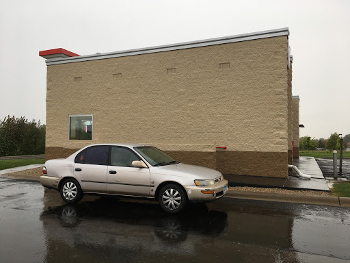 Oil Change Service «Valvoline Instant Oil Change», reviews and photos, 215 Clydesdale Trail, Medina, MN 55340, USA