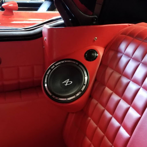 Car Stereo Store «WOW Electronics», reviews and photos, 21165 Gratiot Ave, Eastpointe, MI 48021, USA