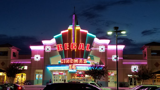 Movie Theater «Regal Cinemas Short Pump 14 & IMAX