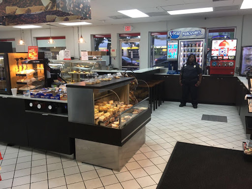 Gas Station «Chevron», reviews and photos, 401 71st St, Miami Beach, FL 33141, USA