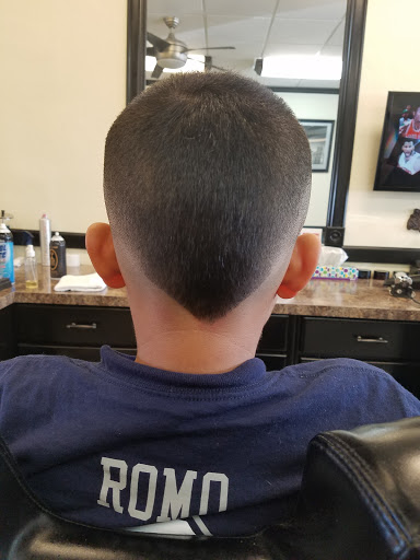 Barber Shop «VIP Barber Shop», reviews and photos, 2824 E Indian School Rd #13, Phoenix, AZ 85016, USA