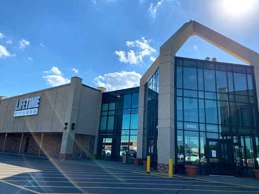 Gym «Life Time Fitness», reviews and photos, 2100 Northdale Blvd NW, Coon Rapids, MN 55433, USA