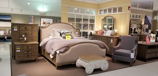 Furniture Store «Value City Furniture», reviews and photos, 4475 Monroe St, Toledo, OH 43613, USA