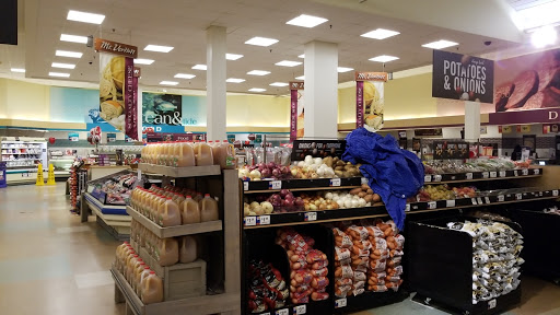 Grocery Store «Stop & Shop», reviews and photos, 240 E Sandford Blvd, Mt Vernon, NY 10550, USA