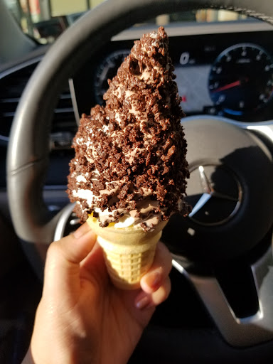 Ice Cream Shop «Carvel», reviews and photos, 477 Bellmore Ave, East Meadow, NY 11554, USA