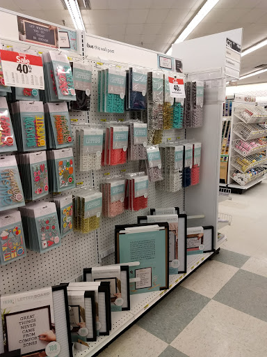 Fabric Store «Jo-Ann Fabrics and Crafts», reviews and photos, 5381 Darrow Rd, Hudson, OH 44236, USA