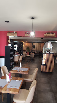 Atmosphère du Restaurant de grillades Elite Grill SteakHouse à Villers-Bretonneux - n°2