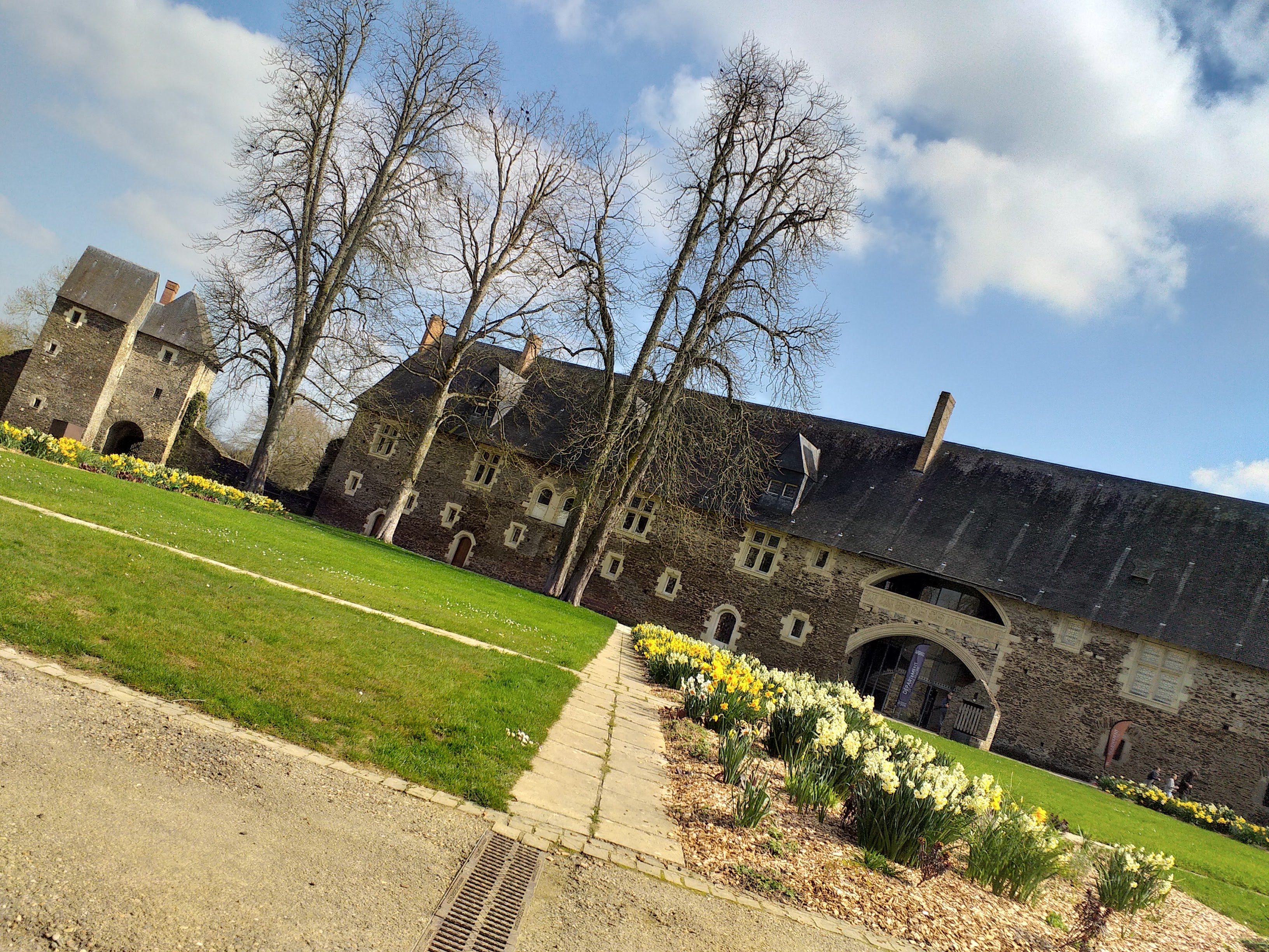 Photo n° 7 de l'avis de Sloman.u fait le 10/04/2019 à 22:05