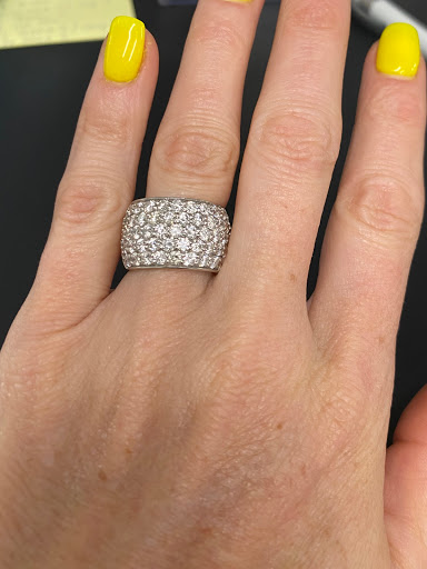 Jewelry Repair Service «Jewelry Clinic», reviews and photos, 16 W Main St G08, Rochester, NY 14614, USA