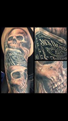 Tattoo Shop «Altered Art Tattoo & Piercing», reviews and photos, 1600 S Delsea Dr, Vineland, NJ 08360, USA