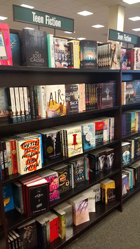 Book Store «Barnes & Noble», reviews and photos, 721 Gravois Rd, Fenton, MO 63026, USA