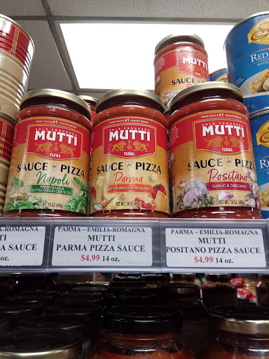 Market «Bagliani’s Food Market», reviews and photos, 417 12th St, Hammonton, NJ 08037, USA