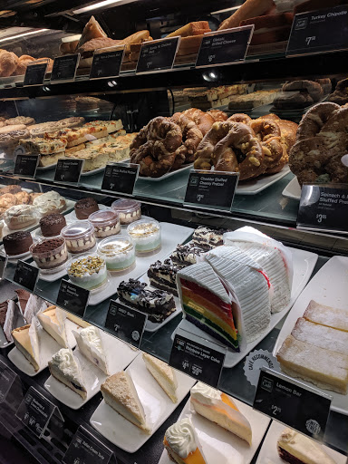 Book Store «Barnes & Noble Booksellers Clackamas Town Ctr Mall», reviews and photos, 12000 SE 82nd Ave, Portland, OR 97086, USA