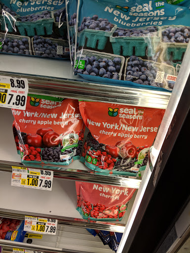 Produce Market «ShopRite of East Windsor», reviews and photos, 319 US-130, Hightstown, NJ 08520, USA