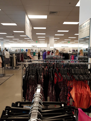 Department Store «Nordstrom Rack The Fountains at Farah», reviews and photos, 8889 Gateway Blvd W, El Paso, TX 79925, USA