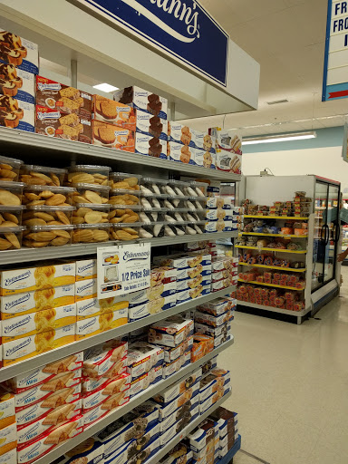 Grocery Store «ShopRite of Commerce St.-Stamford, CT», reviews and photos, 1990 W Main St, Stamford, CT 06902, USA