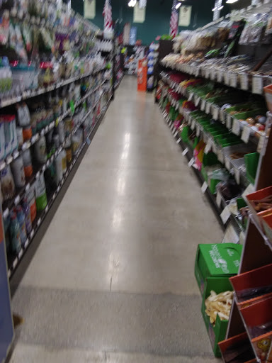 Pet Supply Store «Premier Pet Supply», reviews and photos, 15399 Merriman Rd, Livonia, MI 48154, USA