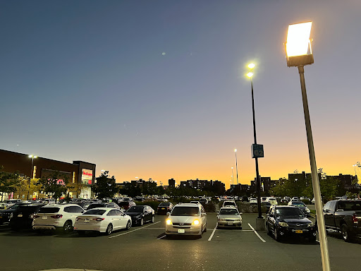 Shopping Mall «Gateway Center», reviews and photos, 501 Gateway Dr, Brooklyn, NY 11239, USA