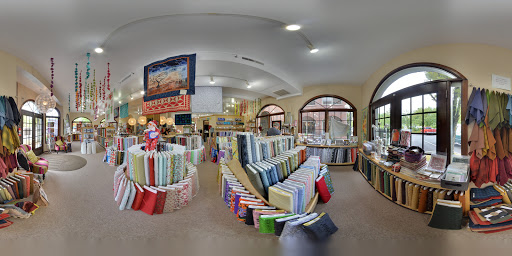 Quilt Shop «Gossypium Quilt Shop», reviews and photos, 355 NW Gilman Blvd #102, Issaquah, WA 98027, USA