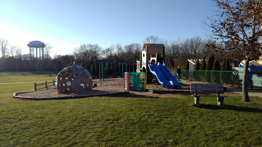 Community Center «The Harry& Rose Samson Family Jewish Community Center», reviews and photos, 6255 N Santa Monica Blvd, Milwaukee, WI 53217, USA