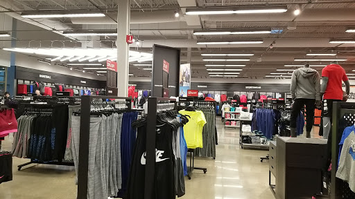 Department Store «Nordstrom Rack Kildeer Village Square», reviews and photos, 20393 N Rand Rd Suite 104, Kildeer, IL 60074, USA