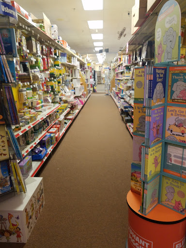 Toy Store «Hub Hobby Center», reviews and photos, 82 Minnesota Ave, St Paul, MN 55117, USA