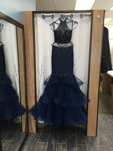 Dry Cleaner «Royal Dry Cleaners», reviews and photos, 777 E Aurora Rd, Macedonia, OH 44056, USA