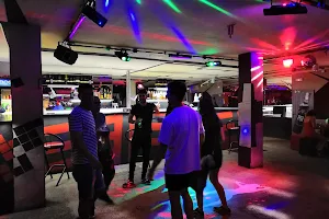 Disco Club Starr image