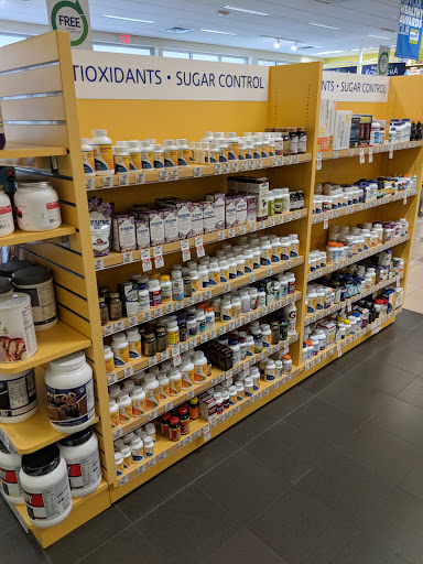 Vitamin & Supplements Store «Vitamin Shoppe», reviews and photos, 3912 Oleander Dr, Wilmington, NC 28403, USA