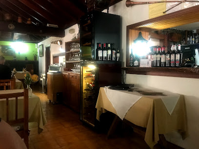 Restaurante las Tres Chimeneas - LP-3, 29, 38713 Buenavista de Arriba, Santa Cruz de Tenerife, Spain