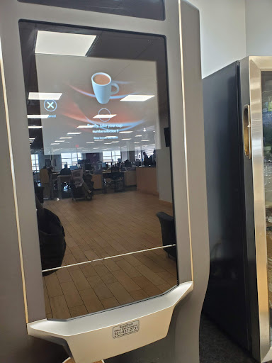 Mercedes Benz Dealer «Mercedes-Benz of Alexandria», reviews and photos, 200 S Pickett St, Alexandria, VA 22304, USA