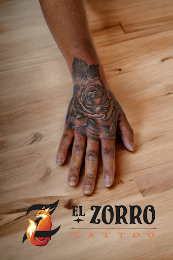 Explore bracelet tattoo ideas with names, creative tattoo ideas in Cary, available at EL ZORRO TATTOO and piercing